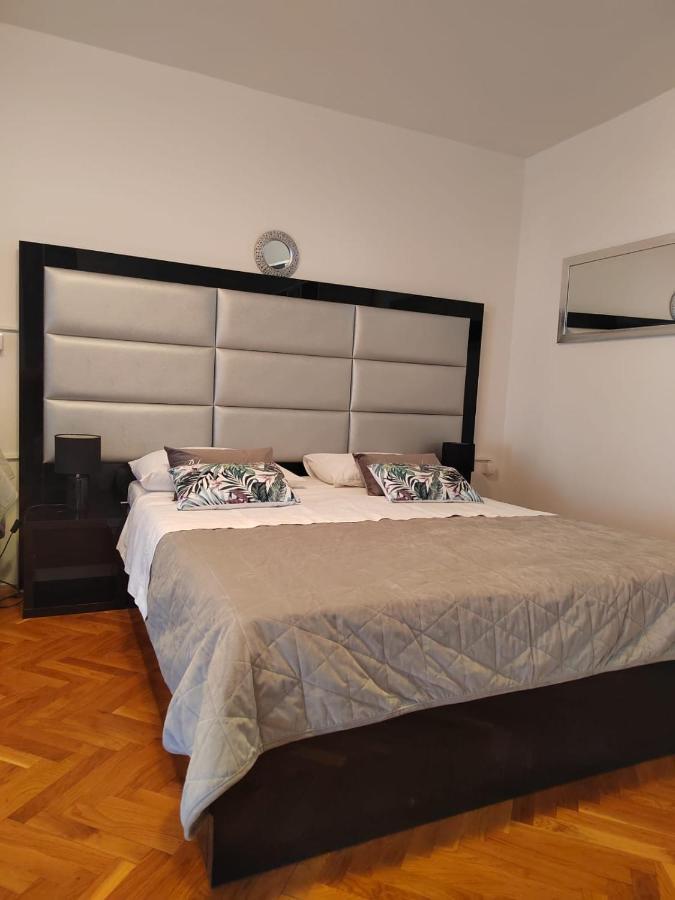 Apartment Mladenka Visnjik Задар Екстериор снимка